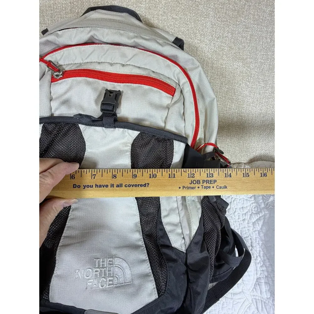 North Face Cream Gray Recon Hiking Travel Laptop Adjustable Strap Backpack Pack